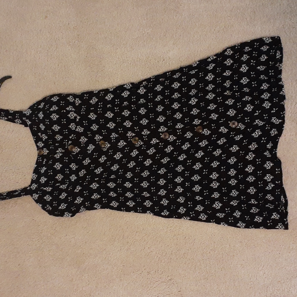 Womens black and white dress